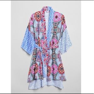 GAP Mixed Print High-Low Kimono Top